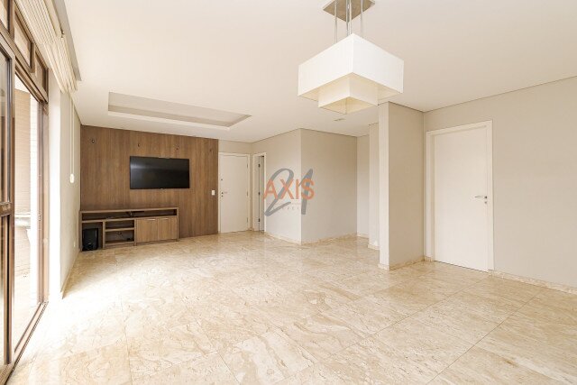 Apartamento no bairro Alto da XV