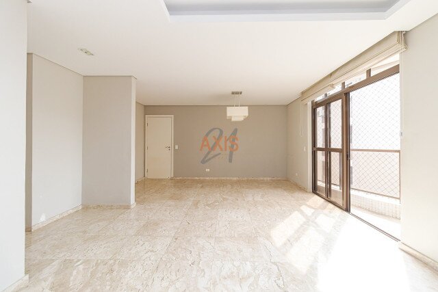 Apartamento no bairro Alto da XV