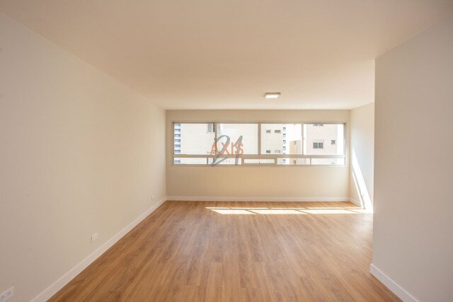Apartamento no bairro Batel