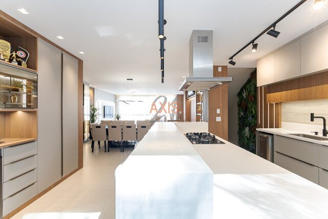 Casa em Condomínio no bairro Campo Comprido