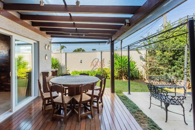 Casa em Condomínio no bairro Santa Felicidade