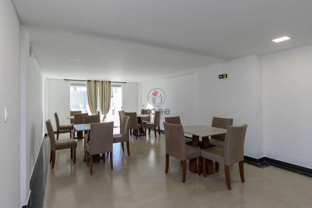 Foto 9 - APARTAMENTO em CURITIBA - PR, no bairro Água Verde - Referência PIV-APTO0583