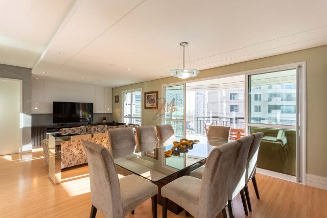 Apartamento no bairro Campo Comprido