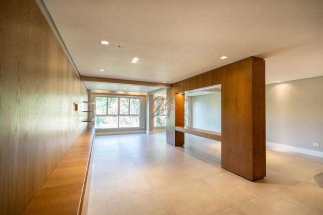 Casa em Condomínio no bairro Campo Comprido