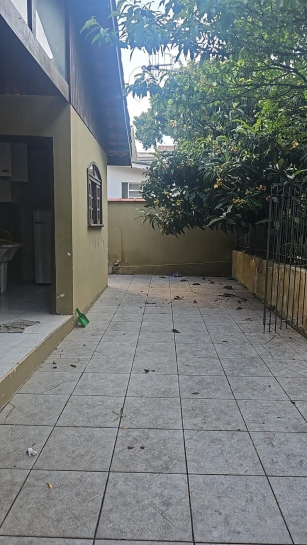 Foto 8 - CASA em CURITIBA - PR, no bairro Portão - Referência PIV-CASA582