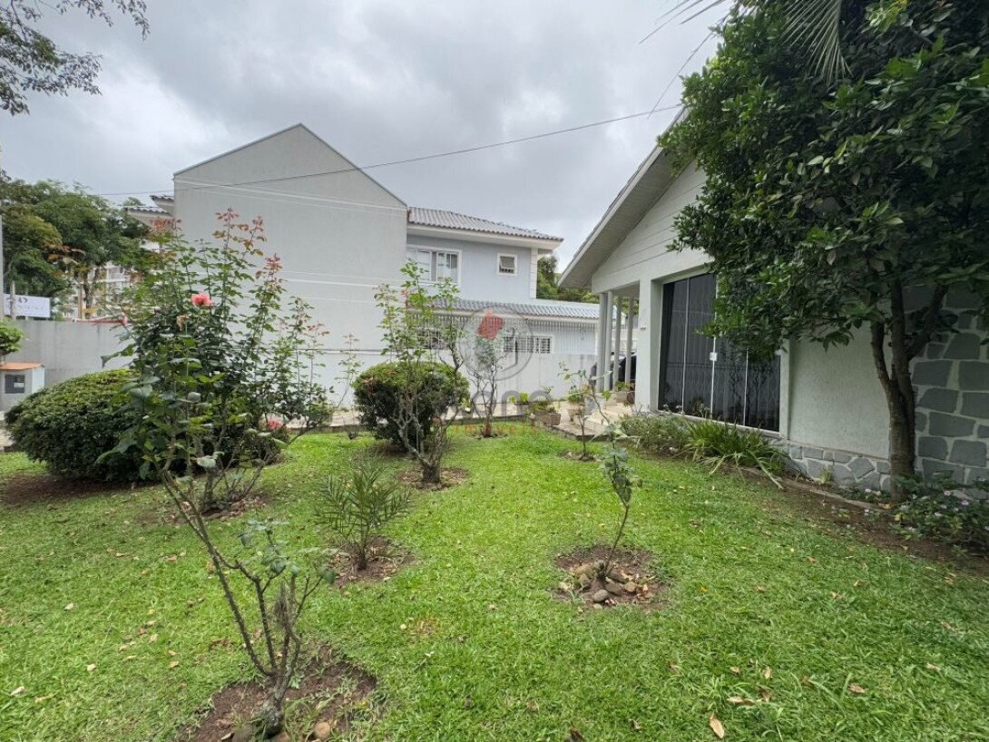 Foto 3 - CASA em CURITIBA - PR, no bairro Portão - Referência PIV-CASA0583