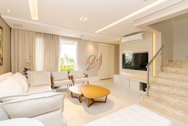 Casa em Condomínio no bairro Vista Alegre