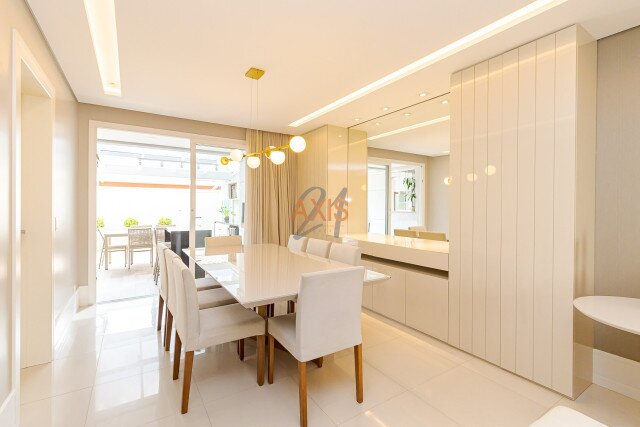 Casa em Condomínio no bairro Vista Alegre