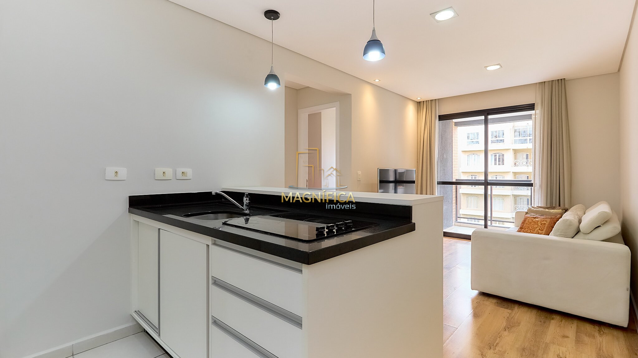 APARTAMENTO em CURITIBA - PR, no bairro Bigorrilho - Referência RW650