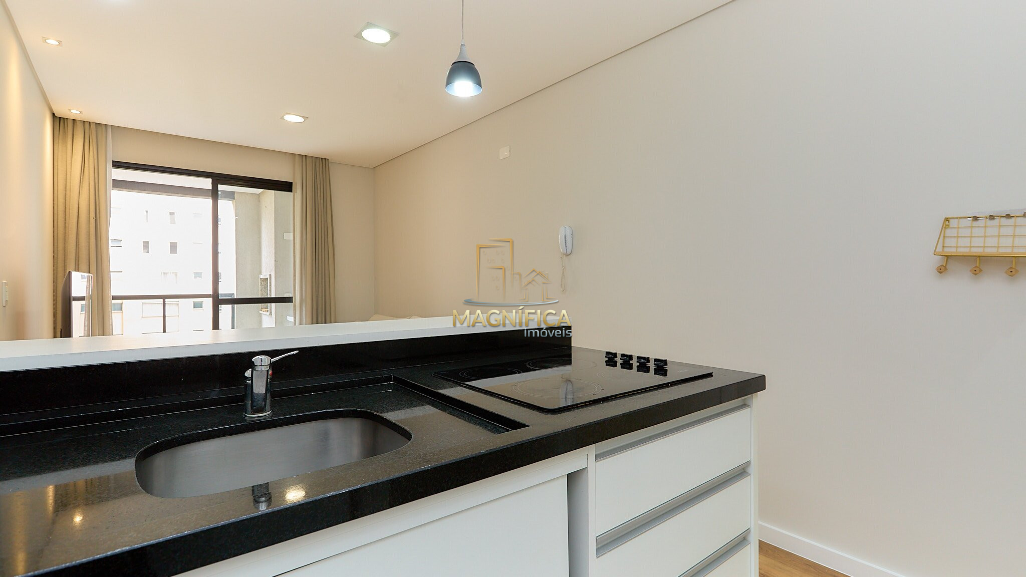 APARTAMENTO em CURITIBA - PR, no bairro Bigorrilho - Referência RW650