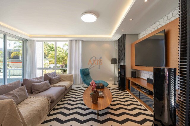 Casa em Condomínio no bairro Santa Felicidade