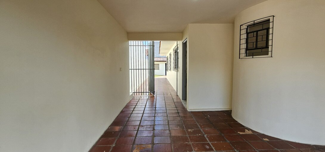 Foto 7 - CASA em CURITIBA - PR, no bairro Fazendinha - Referência PIV-CASA0593