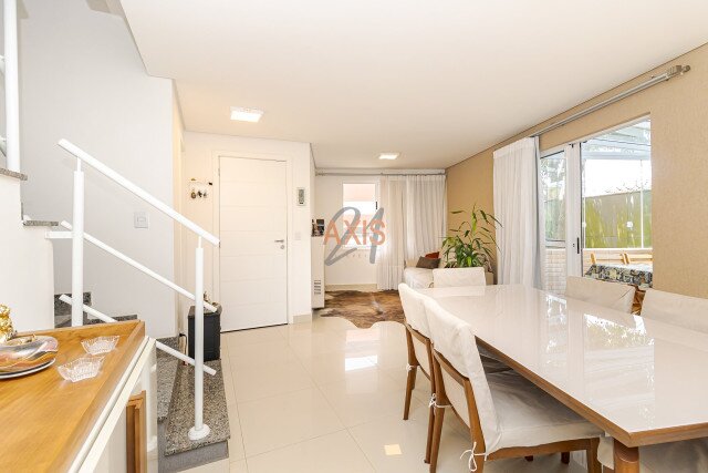 Casa em Condomínio no bairro São Braz