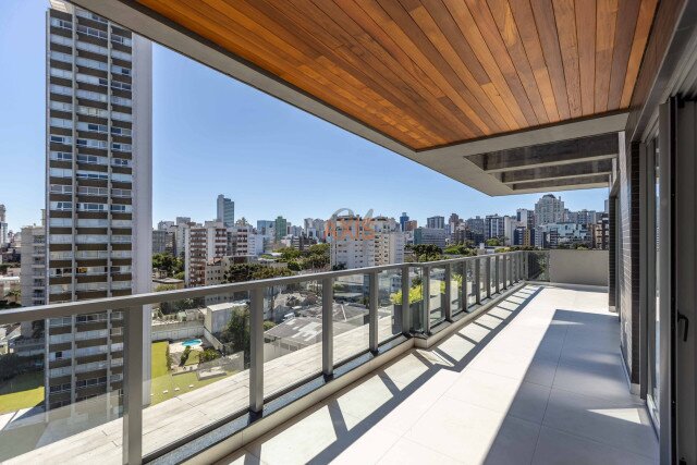 Cobertura no bairro Batel