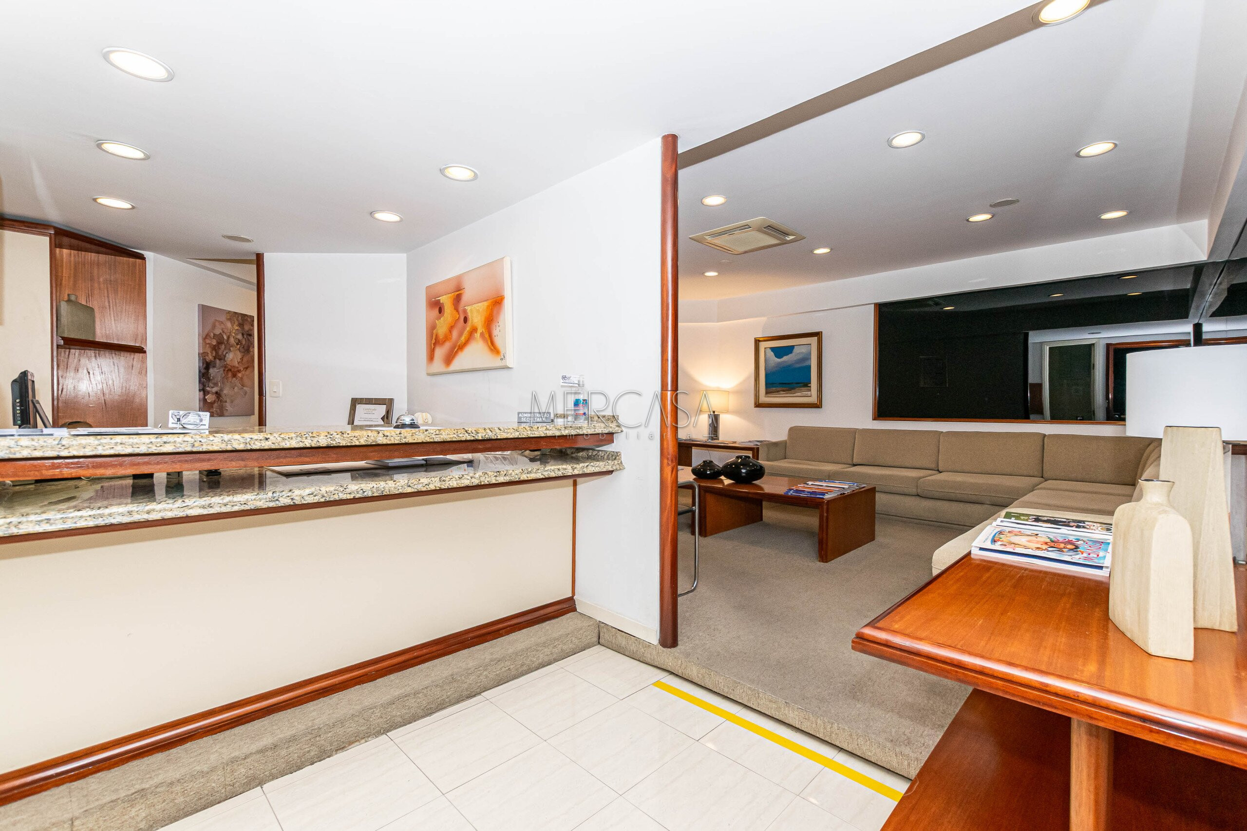Sala/Conjunto Comercial para alugar em Centro, Curitiba — Portal Chave Fácil