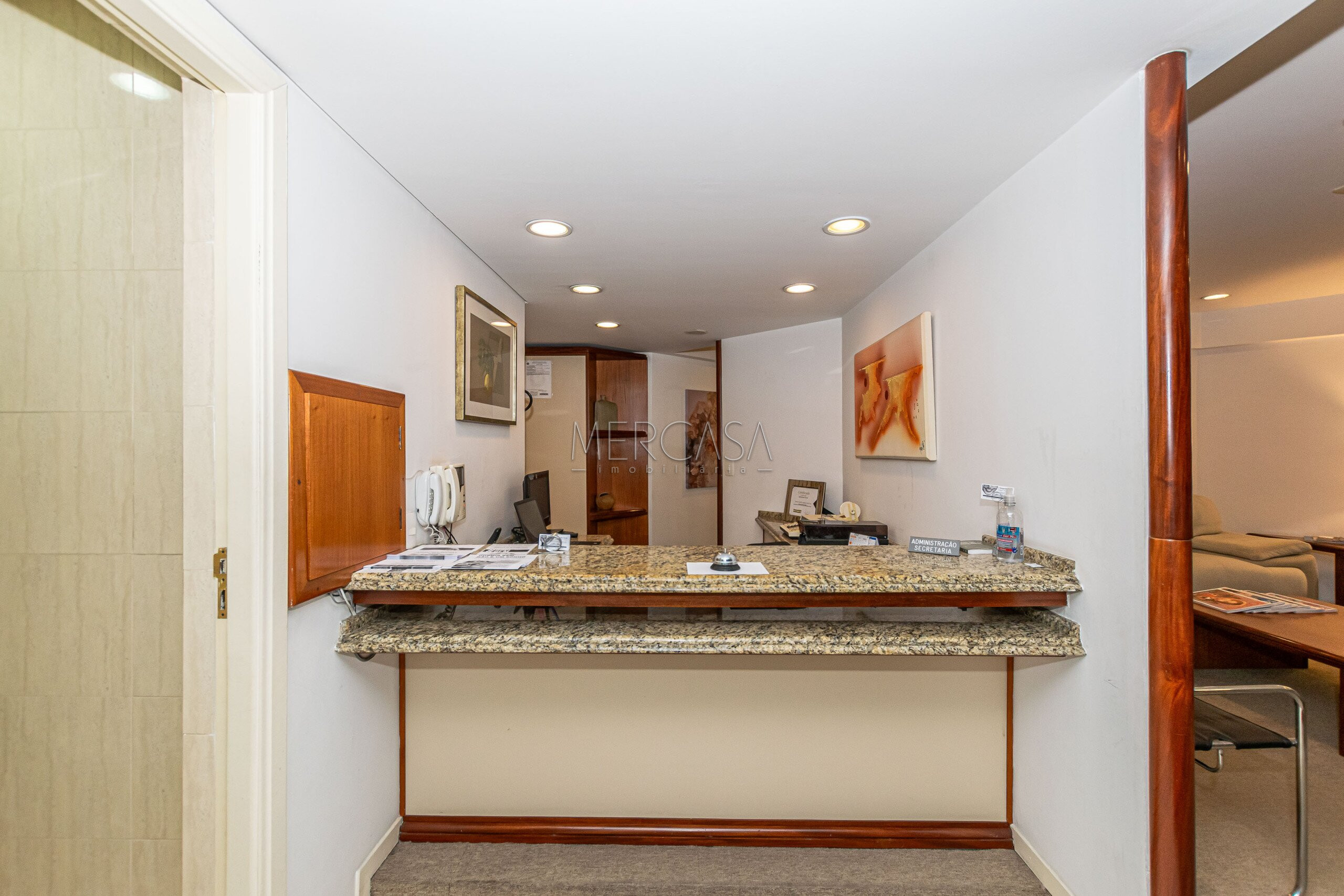 Sala/Conjunto Comercial para alugar em Centro, Curitiba — Portal Chave Fácil