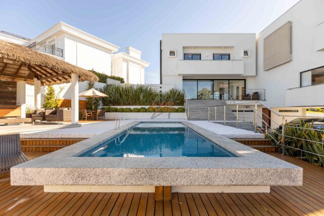 Casa em Condomínio no bairro Alphaville Graciosa